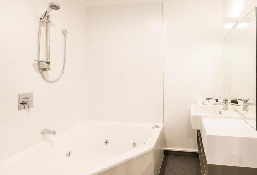 标准工作室, Asure Destiny On Fitzherbert Motel