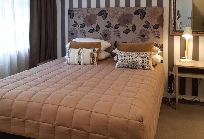 带2个卧室的套房, Asure Destiny On Fitzherbert Motel