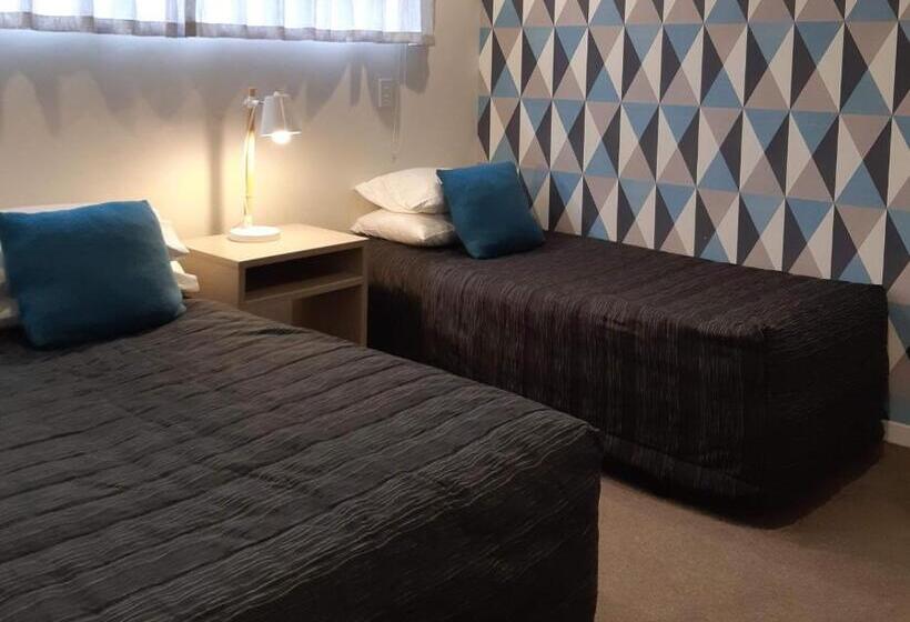 带2个卧室的套房, Asure Destiny On Fitzherbert Motel