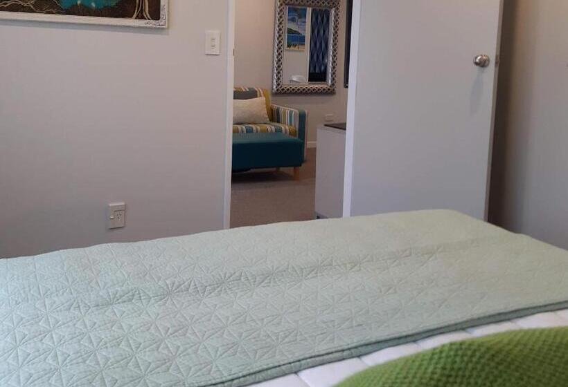 带2个卧室的套房, Asure Destiny On Fitzherbert Motel