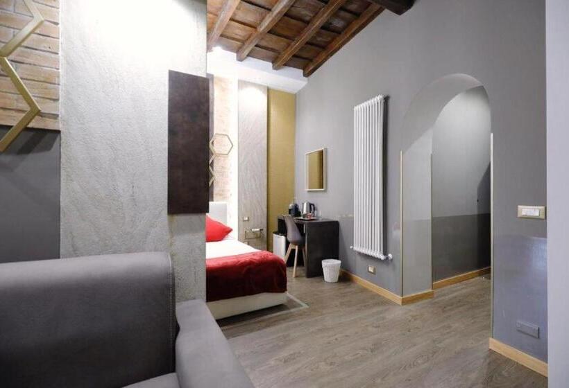 חדר דלוקס לארבעה, Dimora Frattina