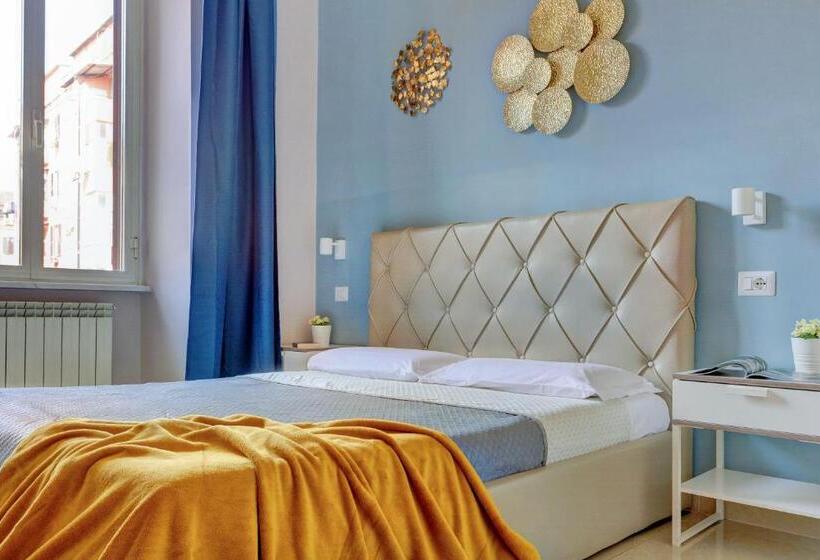 اتاق استاندارد, Happy Seasons