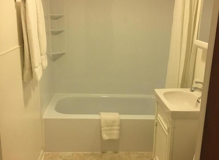 غرفة قياسية, Clarence Inn Extended Stay