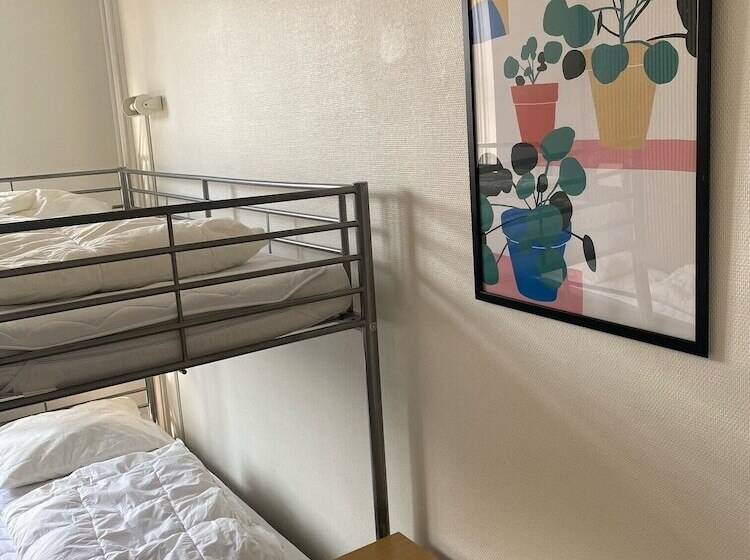 Номер Стандарт Трехместный, Danhostel Odense City