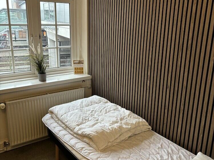 غرفة قياسية ثلاثية, Danhostel Odense City