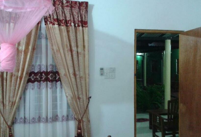 اتاق خانوادگی, Sea Zone Hotel Nilaveli