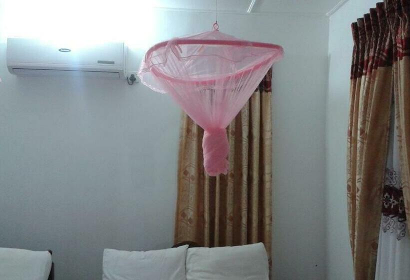 家庭间, Sea Zone Hotel Nilaveli