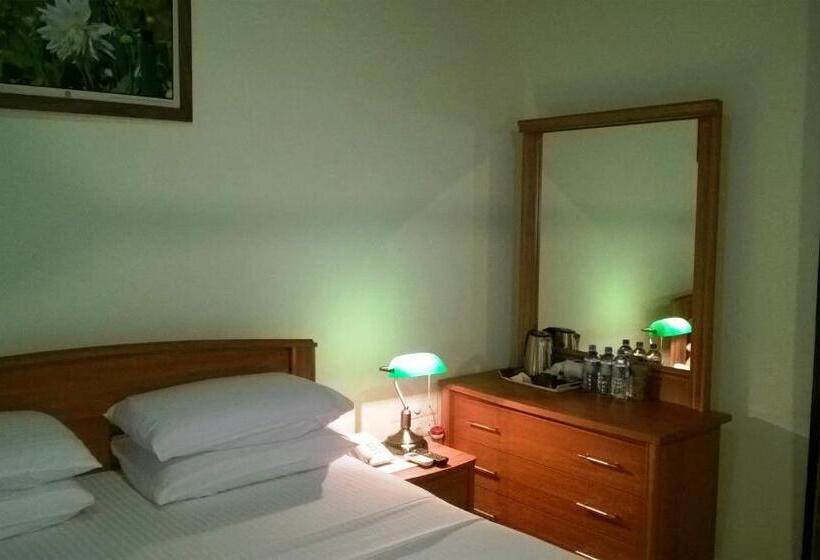 스탠다드 트리플 발코니 룸, Gamodh Citadel Resort