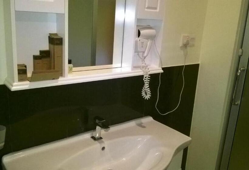 스탠다드 트리플 발코니 룸, Gamodh Citadel Resort