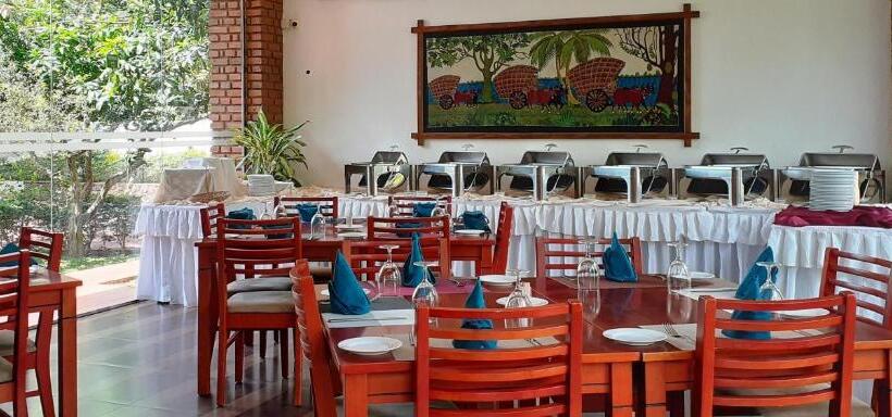 스탠다드 룸, Gamodh Citadel Resort