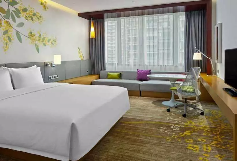 Standard Room Double Bed City View, Hilton Garden Inn Foshan