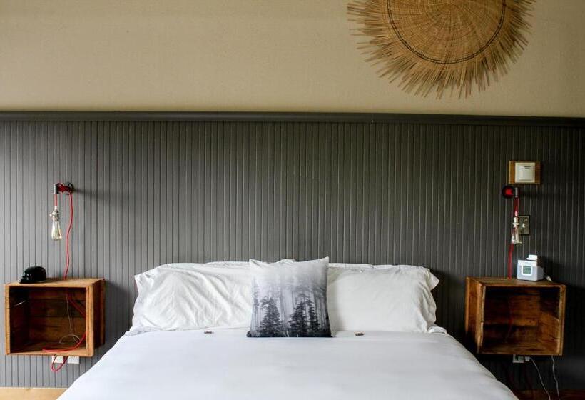 带大床的复式套间, Inn At Discovery Coast