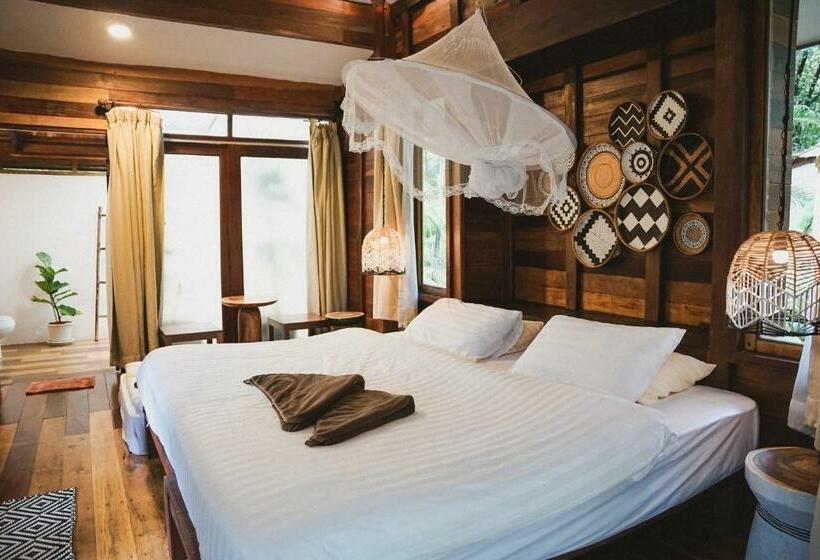 בקתה סטנדרטית עם נוף לים, Koh Kood Resort