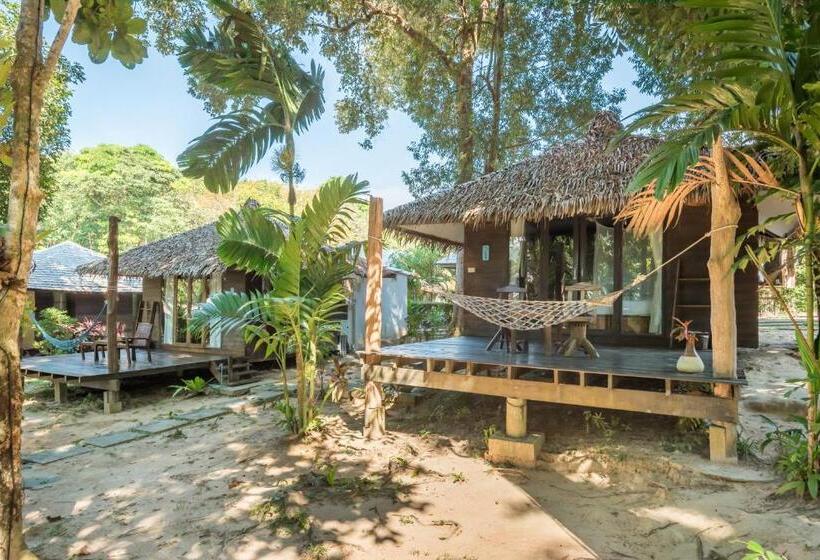 Superior bungalow garden view, Koh Kood Resort