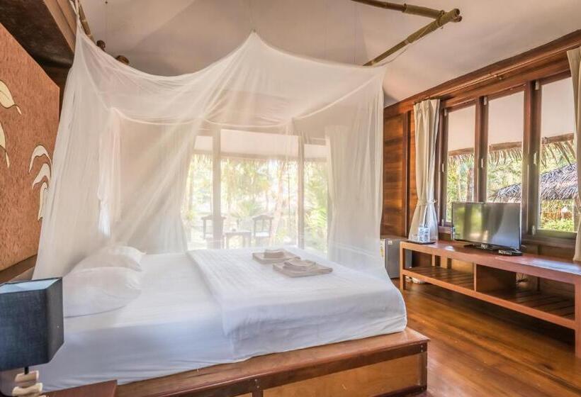 Superior bungalow garden view, Koh Kood Resort