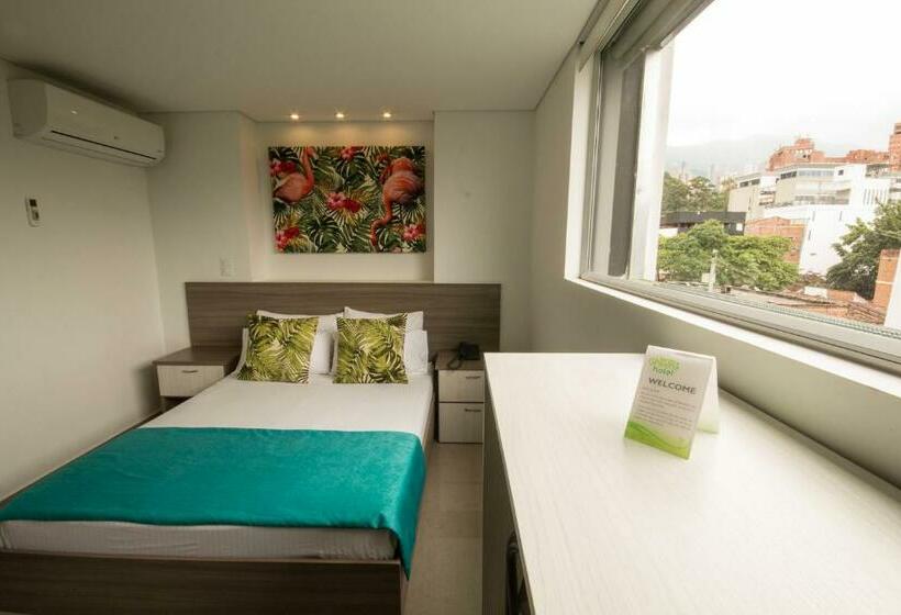 غرفة قياسية, Lleras Green