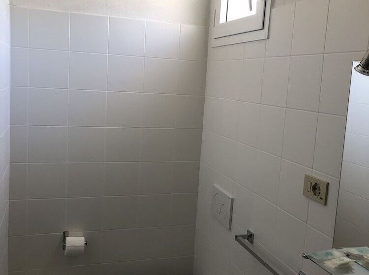 Pokój Czteroosobowy Standard, Marlisa Pier