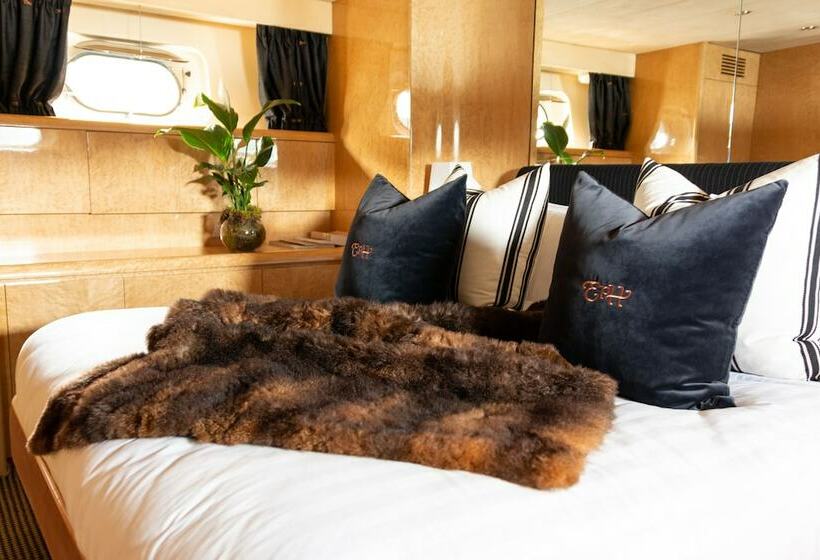 اتاق 4 خوابه, Pacific Jemm   Luxury Super Yacht