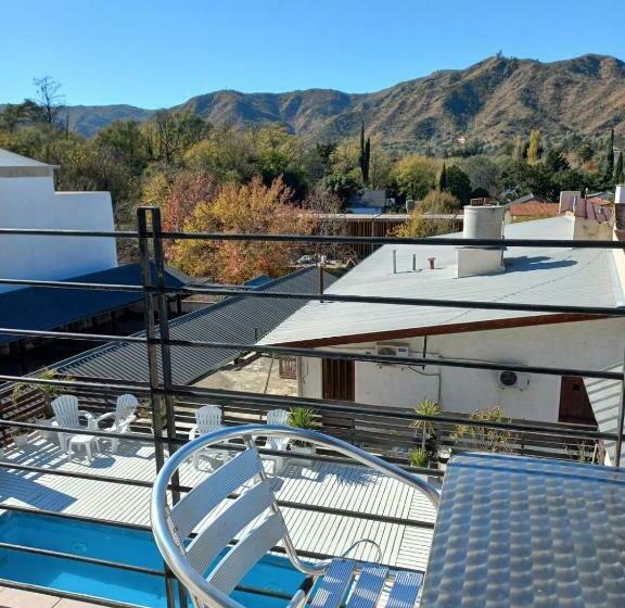 اتاق استاندارد سه نفره, Tirol D'andrea