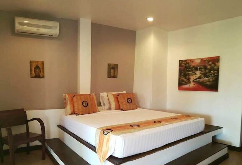 スタンダードルーム, Pink House Breakfast Include