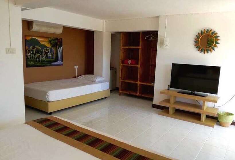 スタンダードルーム, Pink House Breakfast Include