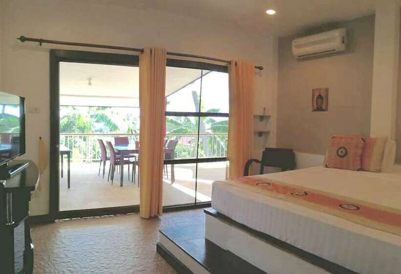 スタンダードルーム, Pink House Breakfast Include