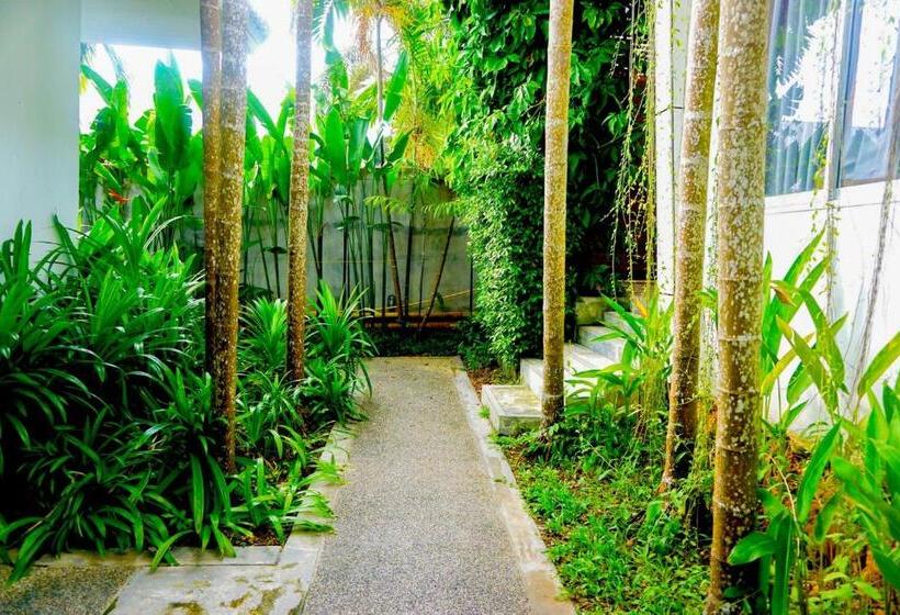 带花园景观的标准工作室, Signature Phuket Resort