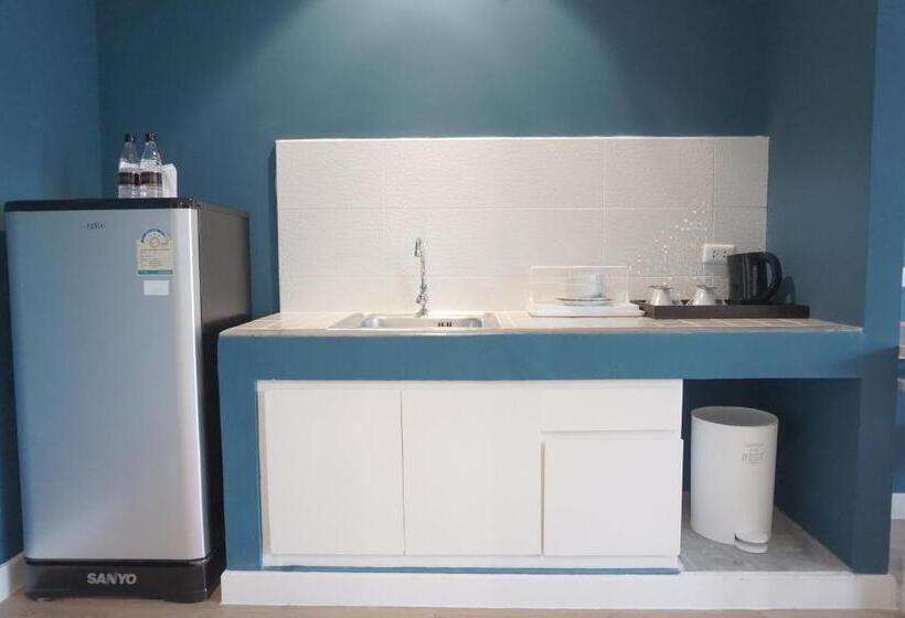 带大床的标准间, Signature Phuket Resort