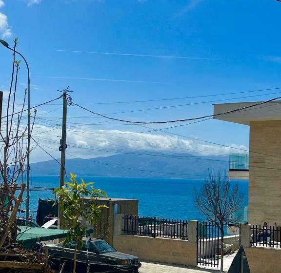 اتاق سه نفره دلوکس با چشمانداز دریا, Seaside Rooms & Apartments Sarande