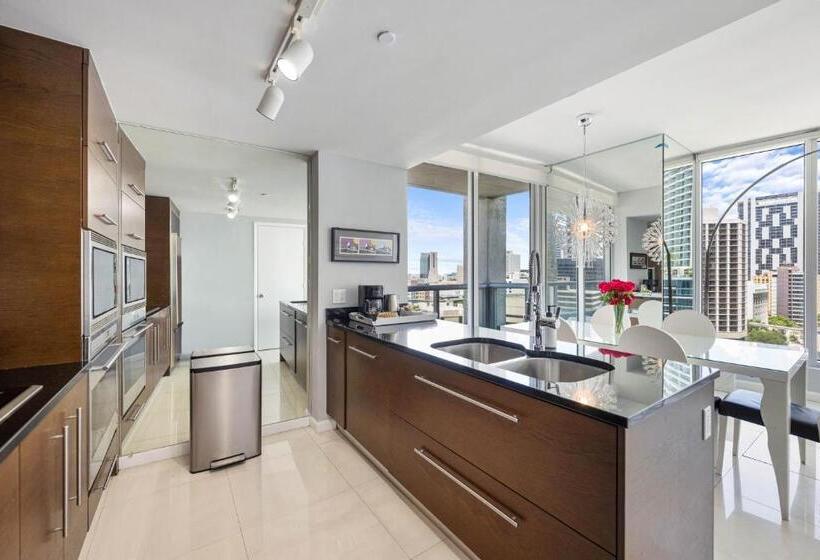 جناح مزوَّد بشرفة, Icon Brickell Miami Condo In Downtown 2bd 2ba