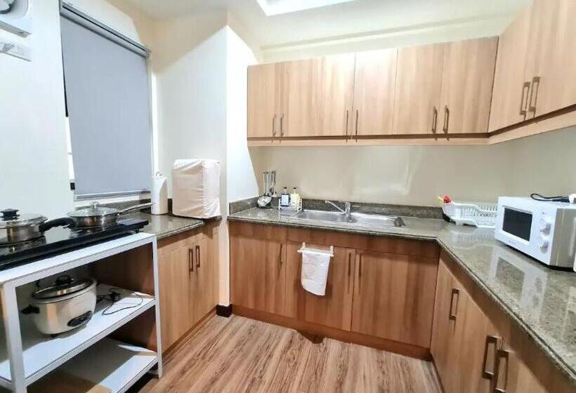 Люкс Вид на Горы, Two Suite At Bristle Ridge   Baguio City 2br