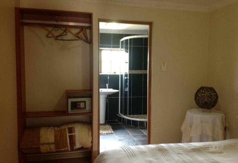 اتاق لوکس خانوادگی, La Picasso