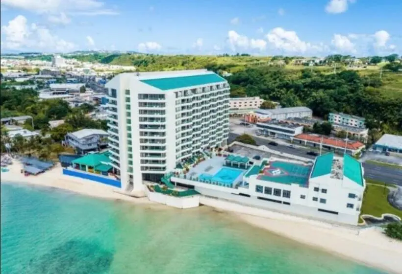 سوییت سوپریور با چشمانداز دریا, Alupang Beach Tower, Upgraded Units
