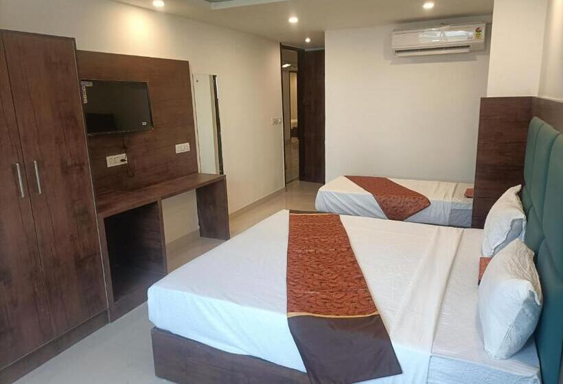 Семейный Номер, Krone A Family Hotel Near Igi Airport