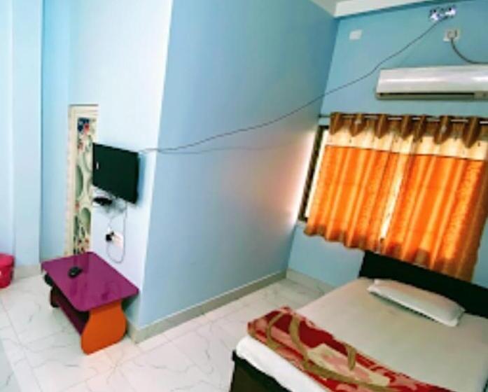 トリプルクラシックルーム, Collection O Sahana