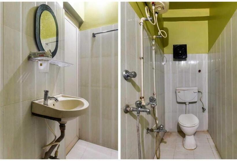 トリプルクラシックルーム, Collection O Sahana