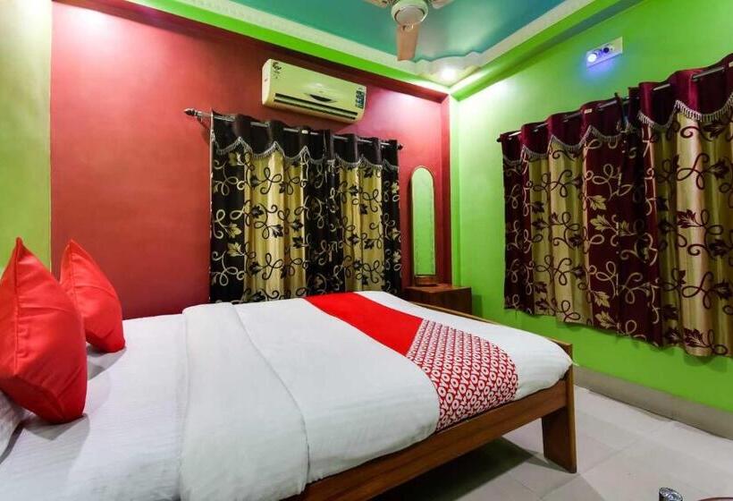 トリプルクラシックルーム, Collection O Sahana