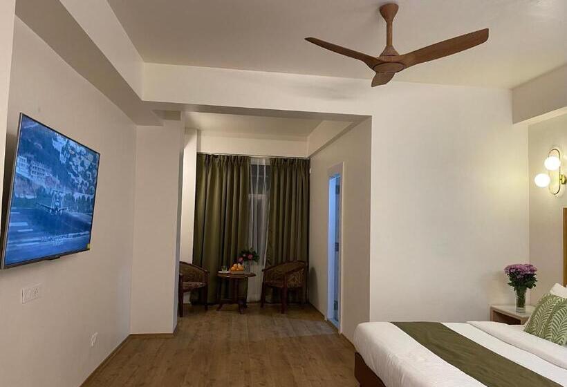 חדר סופריור עם מיטת קינג, Pegasus Crown