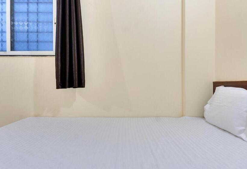 חדר קלאסי לשלושה, Spot On Sayadri Lodge