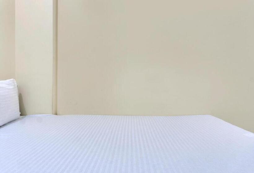 חדר קלאסי לשלושה, Spot On Sayadri Lodge