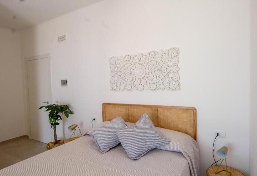 اتاق استاندارد, B&b La Penisola