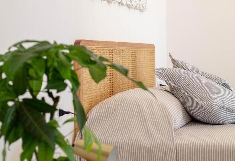 اتاق استاندارد, B&b La Penisola