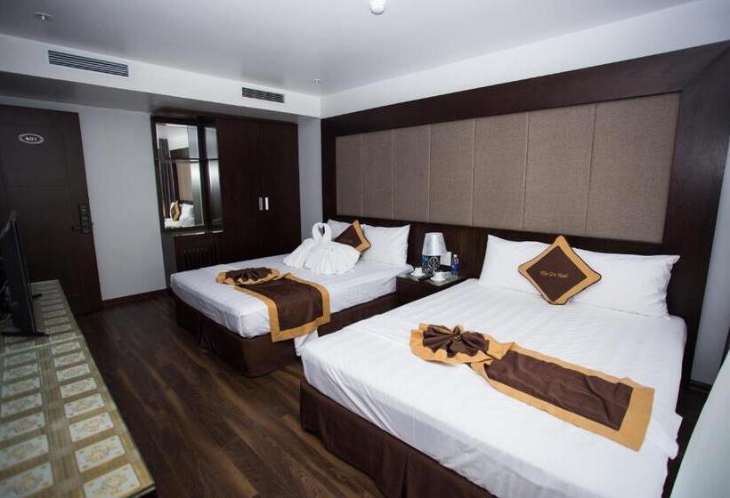 اتاق استاندارد چهار تخته با چشم‌انداز دریا, Moc Tra Hotel Tuan Chau Hạ Long