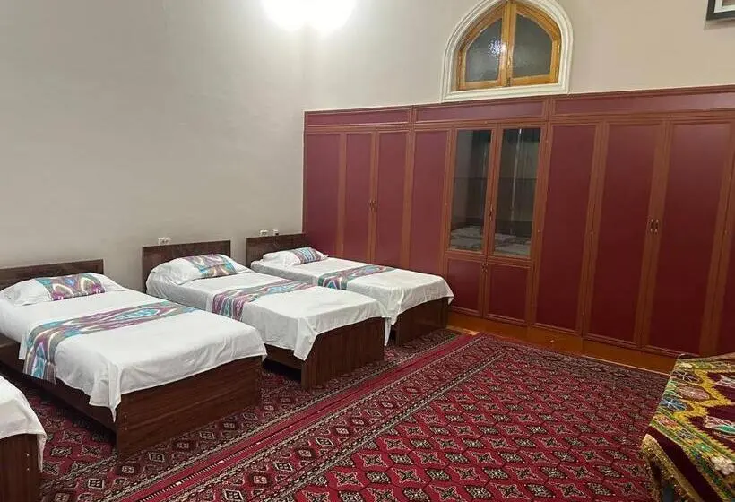 Habitacion Cuadruple Estándar Baño exterior, Shukrona Guest House