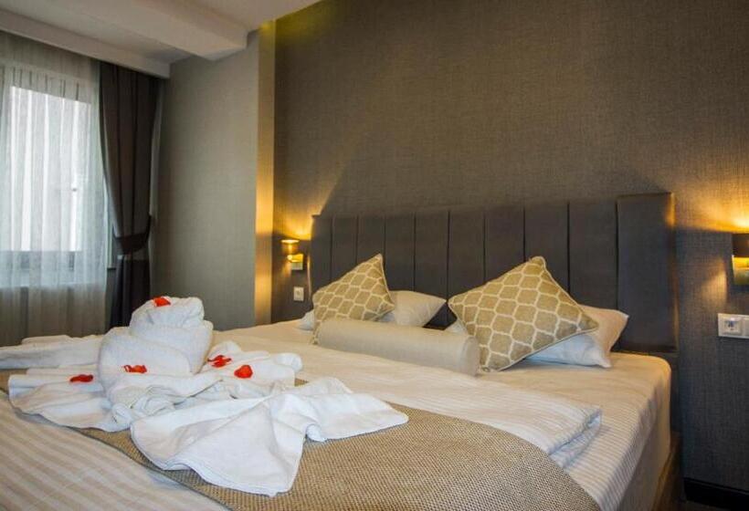 اتاق عادی, Nostalji