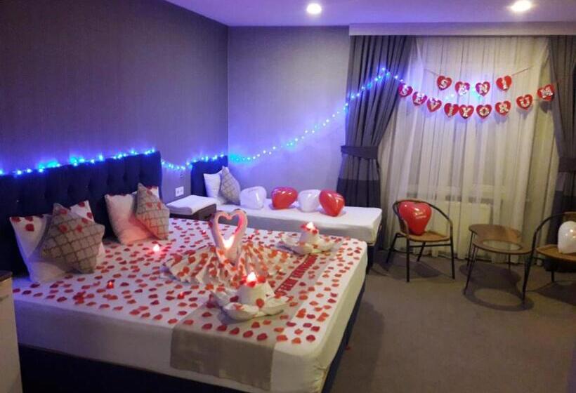 اتاق استاندارد سه نفره, Nostalji