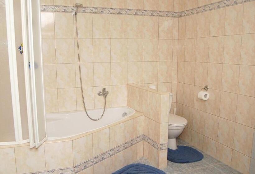 شقة غرفة واحدة, Apartmány Florian