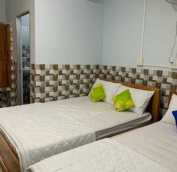 标准间, Thảo Trân