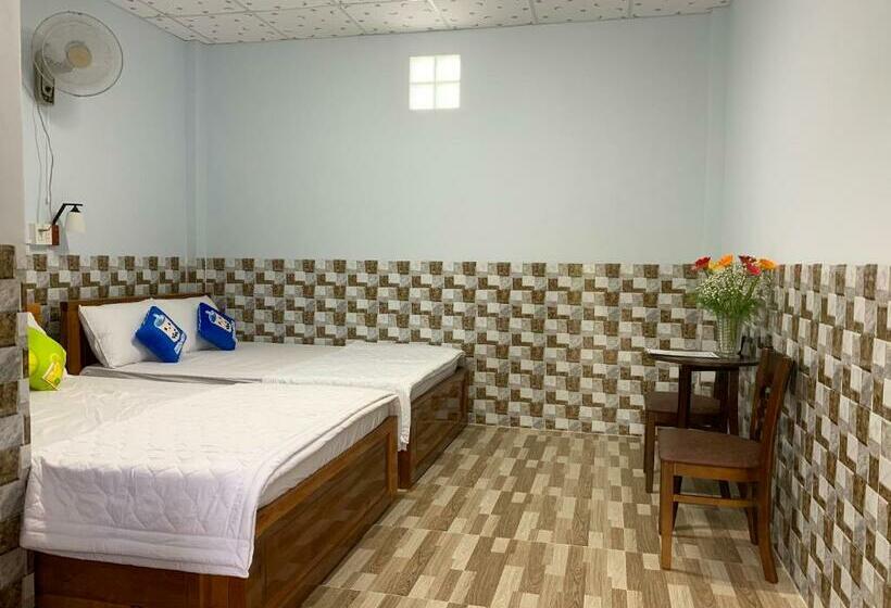 标准间, Thảo Trân