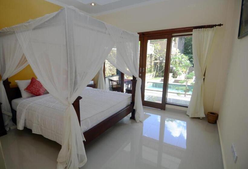 غرفة قياسية مطلّة علي حمام السباحة, Jiwa S House